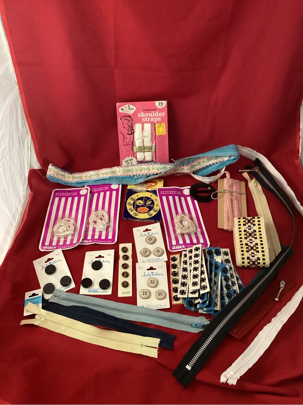 Zippers buttons craft Sewing Notions Kit